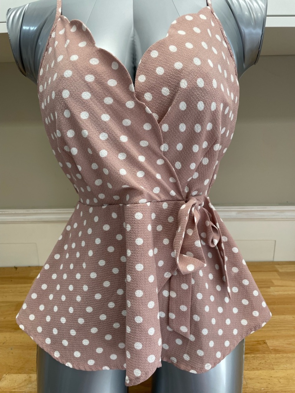 monteau Los Angeles small mauve polka dot peplum tank faux wrap top